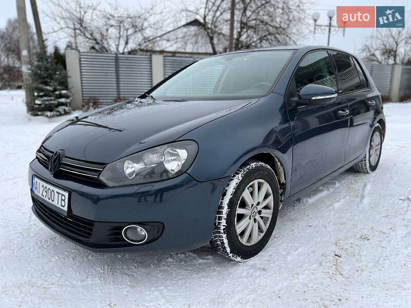 Хетчбек Volkswagen Golf 2012 в Козелеці