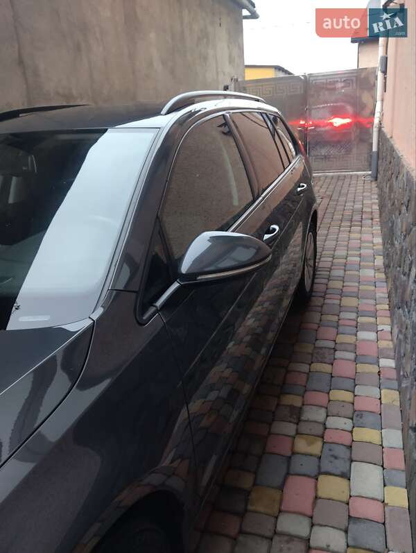 Универсал Volkswagen Golf 2014 в Мукачево