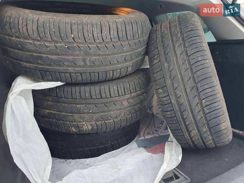 Универсал Volkswagen Golf 2015 в Киеве