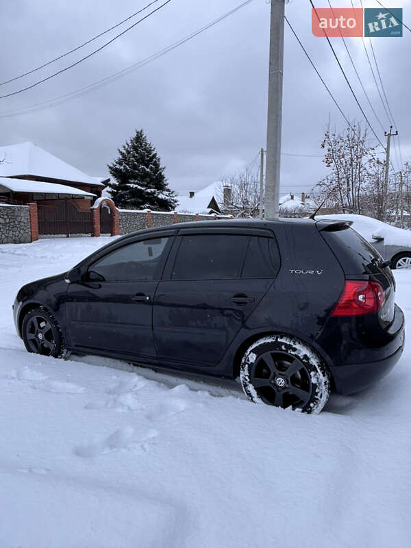 Хетчбек Volkswagen Golf 2007 в Запоріжжі