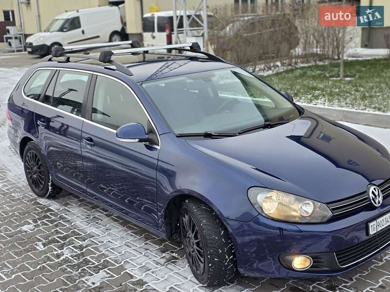 Универсал Volkswagen Golf 2010 в Луцке