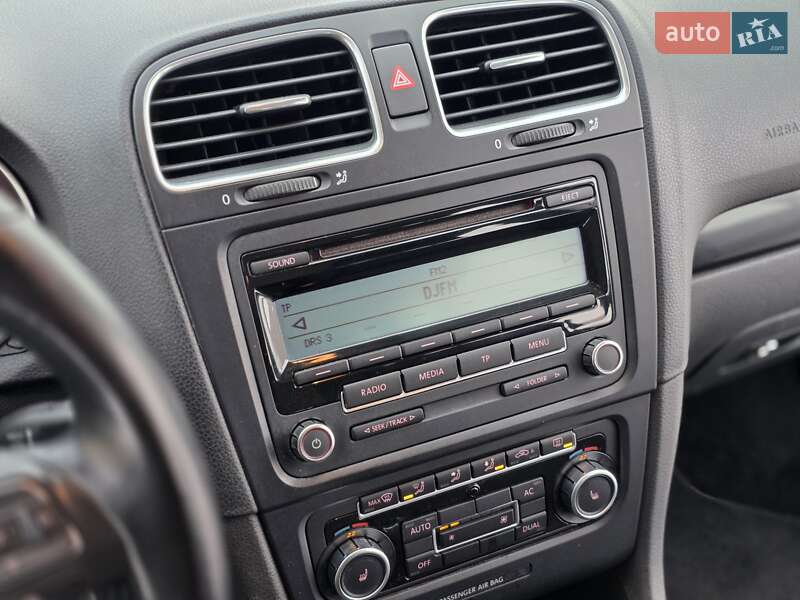 Универсал Volkswagen Golf 2010 в Луцке