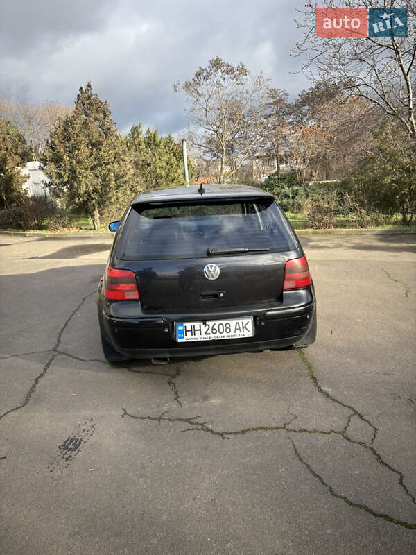 Хэтчбек Volkswagen Golf 1999 в Одессе