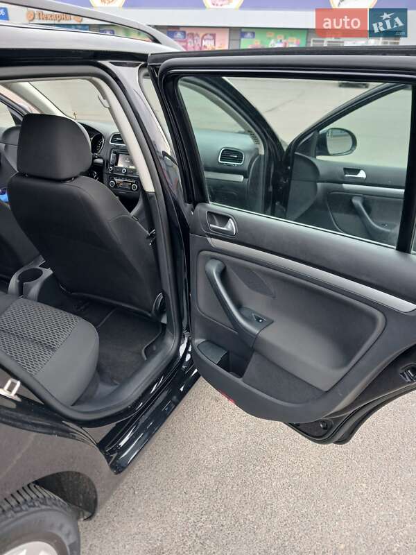 Универсал Volkswagen Golf 2011 в Полтаве фото 23 Универсал Volkswagen Golf 2011 в Полтаве