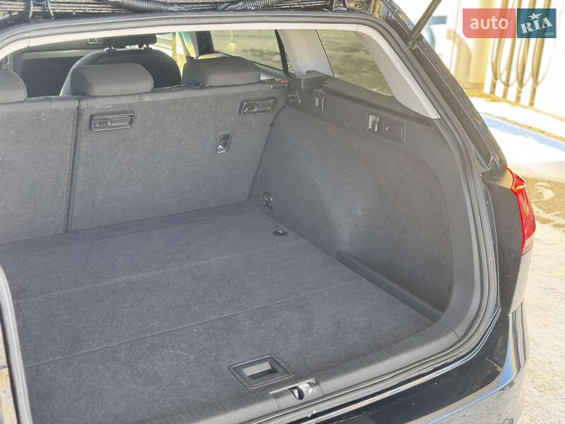 Универсал Volkswagen Golf 2014 в Хмельницком