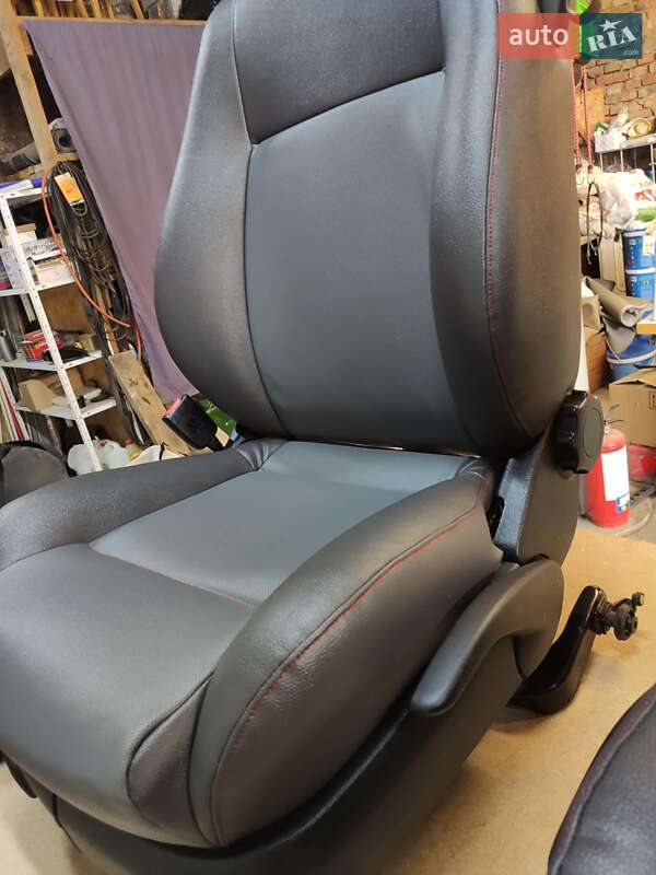 Хэтчбек Volkswagen Golf 1998 в Львове фото 14 Хэтчбек Volkswagen Golf 1998 в Львове