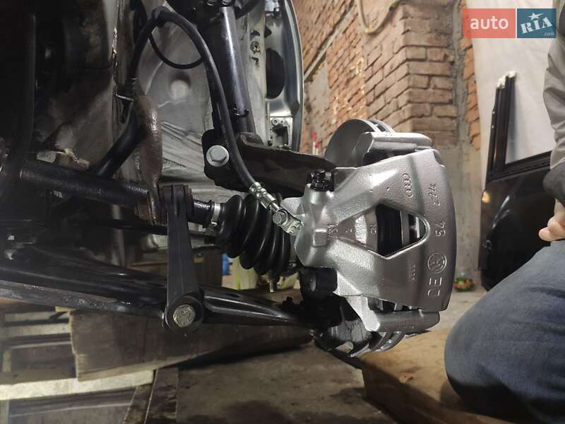 Хэтчбек Volkswagen Golf 1998 в Львове фото 16 Хэтчбек Volkswagen Golf 1998 в Львове