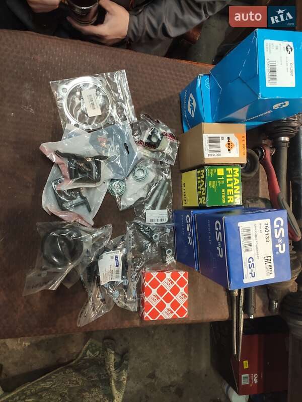 Хэтчбек Volkswagen Golf 1998 в Львове фото 3 Хэтчбек Volkswagen Golf 1998 в Львове