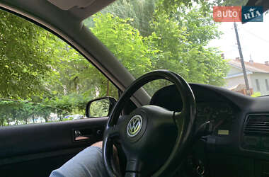 Хэтчбек Volkswagen Golf 2001 в Житомире