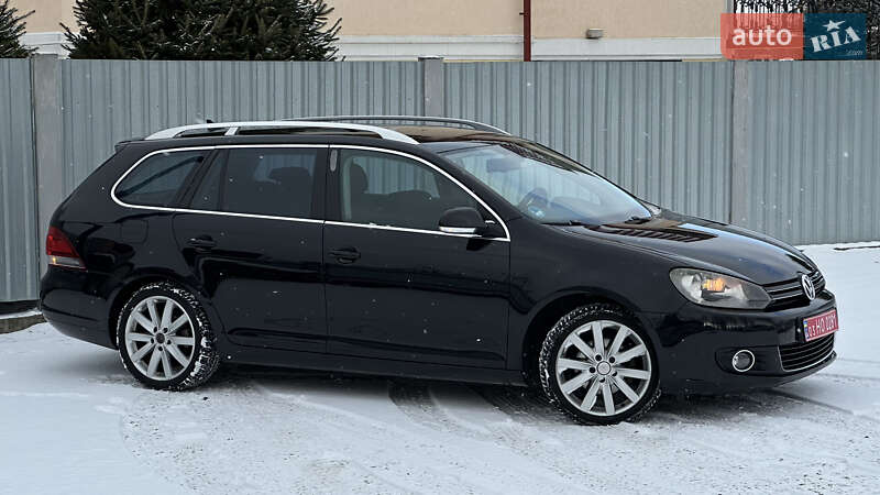 Універсал Volkswagen Golf 2009 в Самборі