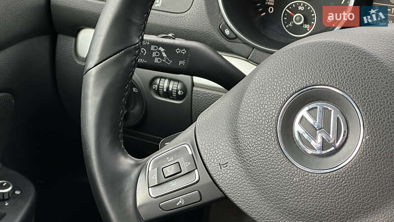 Універсал Volkswagen Golf 2009 в Самборі