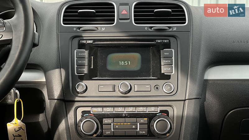 Універсал Volkswagen Golf 2009 в Самборі