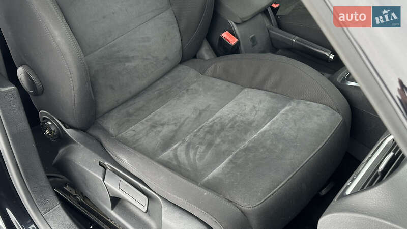 Універсал Volkswagen Golf 2009 в Самборі