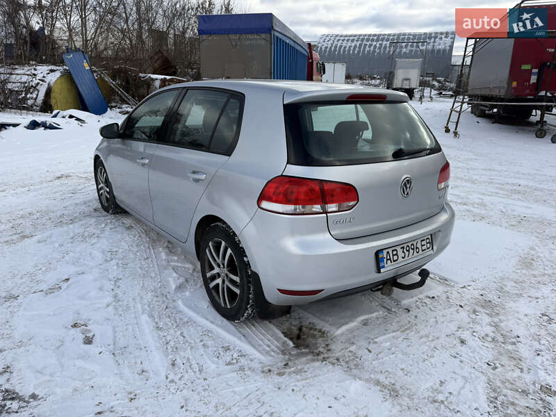 Хетчбек Volkswagen Golf 2010 в Вінниці