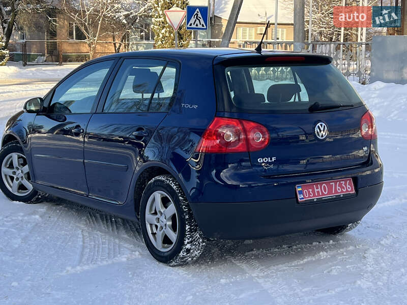 Хетчбек Volkswagen Golf 2007 в Лубнах