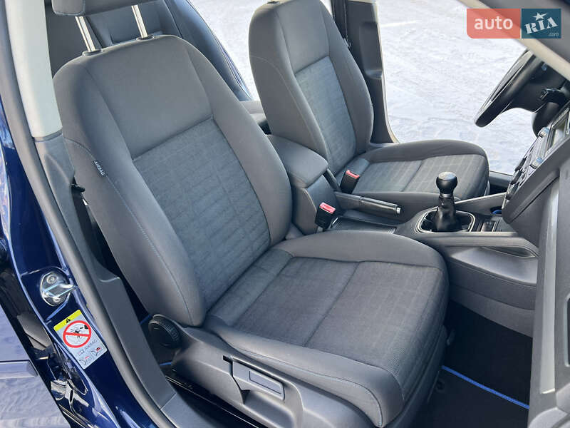 Хетчбек Volkswagen Golf 2007 в Лубнах