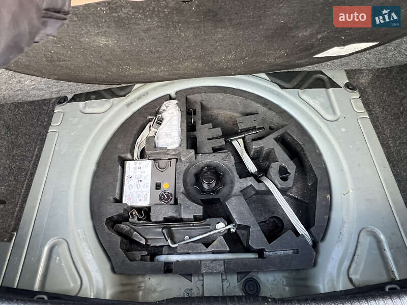 Хетчбек Volkswagen Golf 2007 в Лубнах