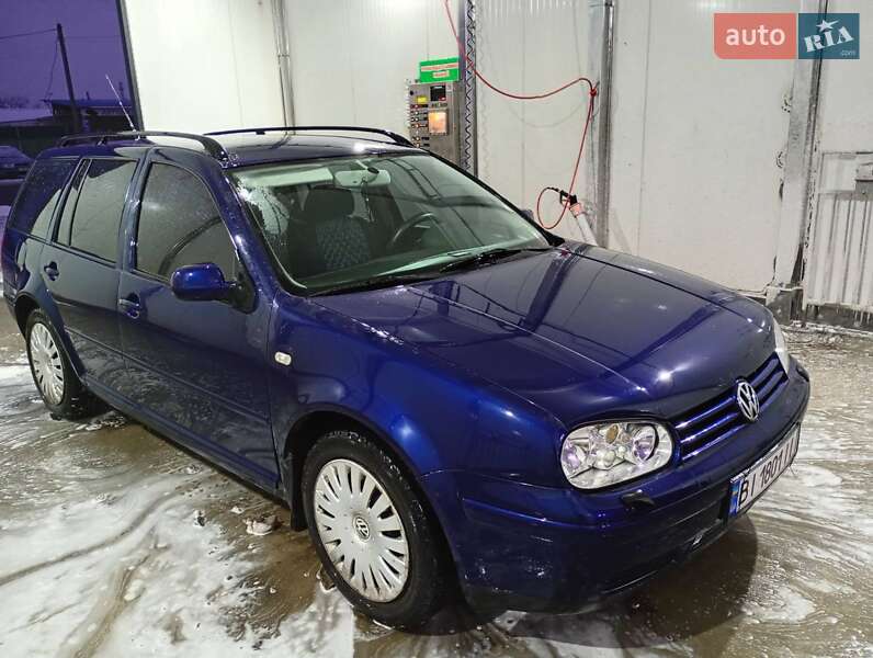 Универсал Volkswagen Golf 2001 в Великой Багачке