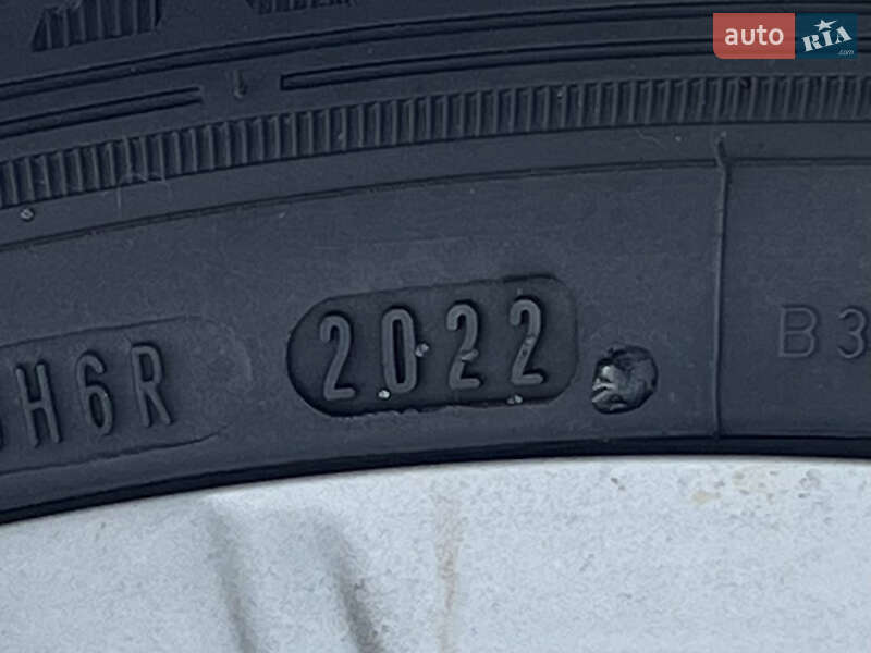 Универсал Volkswagen Golf 2019 в Луцке