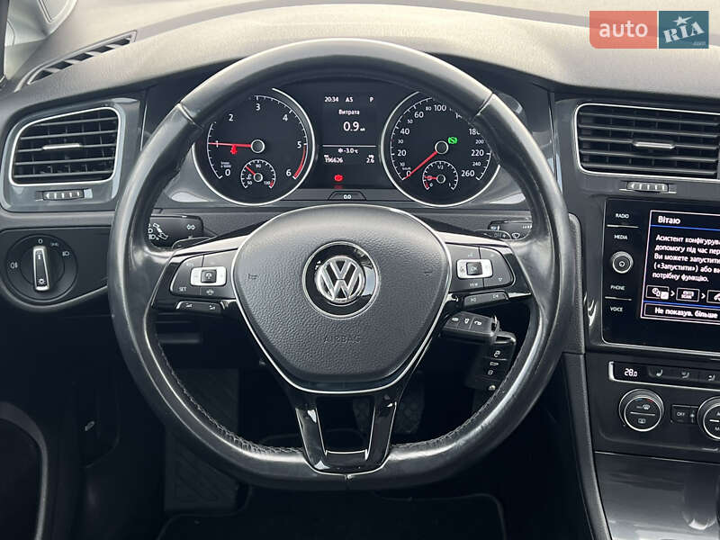Универсал Volkswagen Golf 2019 в Луцке