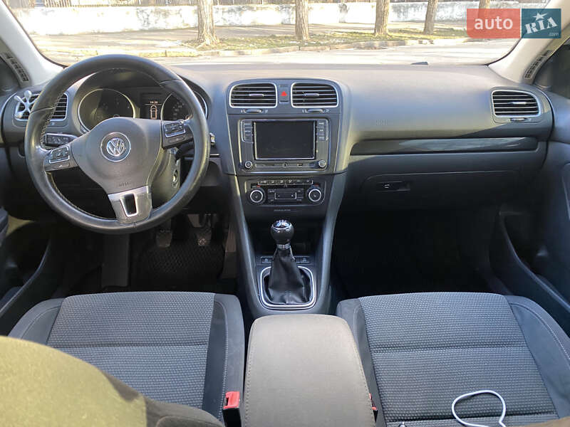 Универсал Volkswagen Golf 2010 в Николаеве фото 8 Универсал Volkswagen Golf 2010 в Николаеве