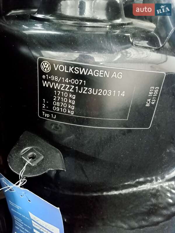 Хетчбек Volkswagen Golf 2003 в Тернополі