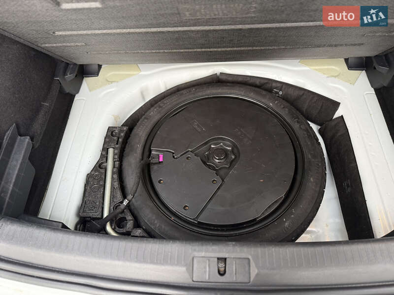 Хетчбек Volkswagen Golf 2018 в Києві