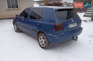 Хетчбек Volkswagen Golf 1996 в Луцьку