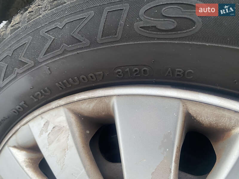 Універсал Volkswagen Golf 2009 в Любомлі