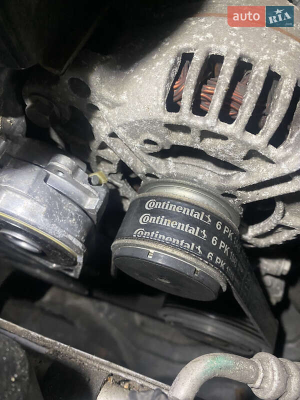 Універсал Volkswagen Golf 2009 в Любомлі