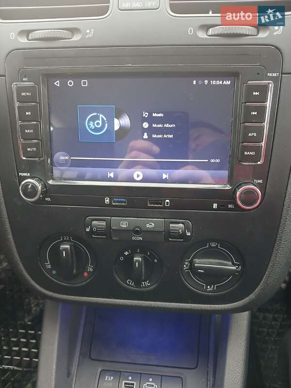 Хетчбек Volkswagen Golf 2006 в Тернополі