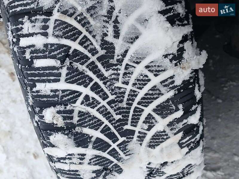 Хетчбек Volkswagen Golf 2006 в Тернополі