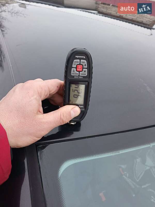 Хетчбек Volkswagen Golf 2006 в Тернополі