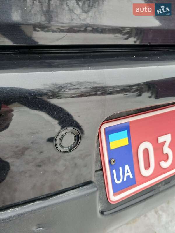 Хетчбек Volkswagen Golf 2006 в Тернополі