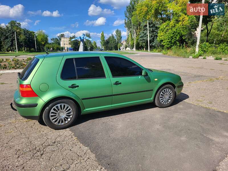Volkswagen Golf 1999