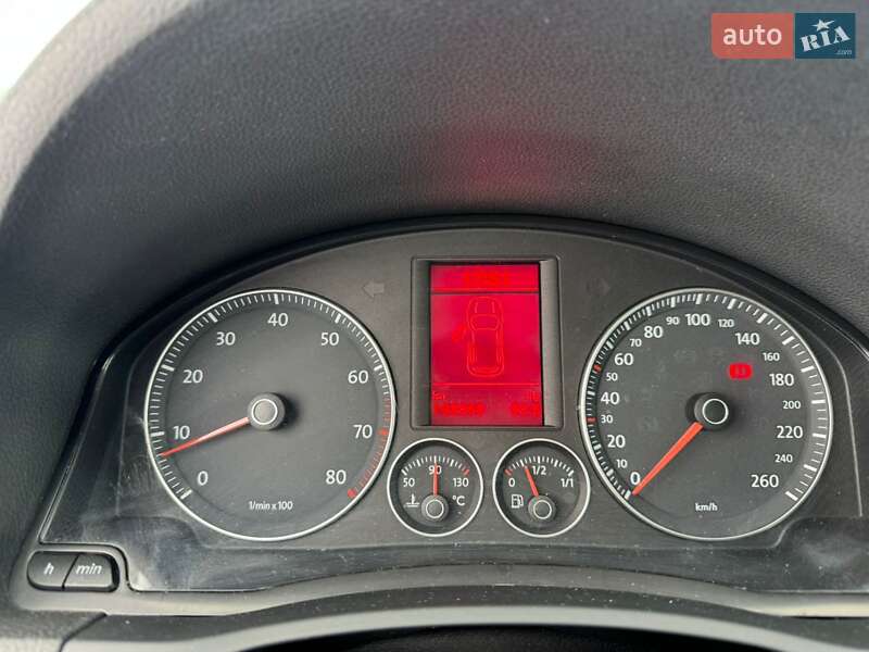 Хетчбек Volkswagen Golf 2008 в Львові