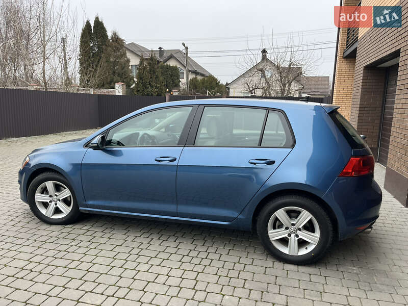 Хетчбек Volkswagen Golf 2017 в Вінниці