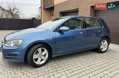 Хетчбек Volkswagen Golf 2017 в Вінниці