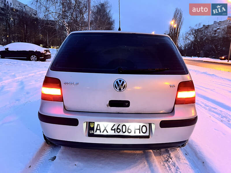 Хэтчбек Volkswagen Golf 1998 в Харькове