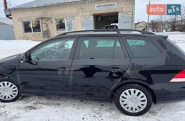 Универсал Volkswagen Golf 2009 в Бучаче