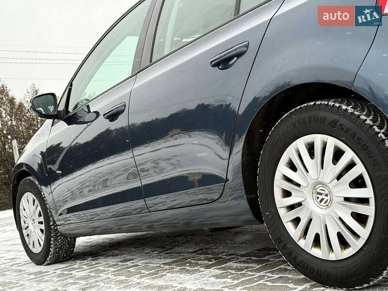 Хетчбек Volkswagen Golf 2010 в Вінниці