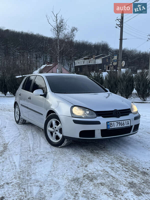 Volkswagen Golf 2004