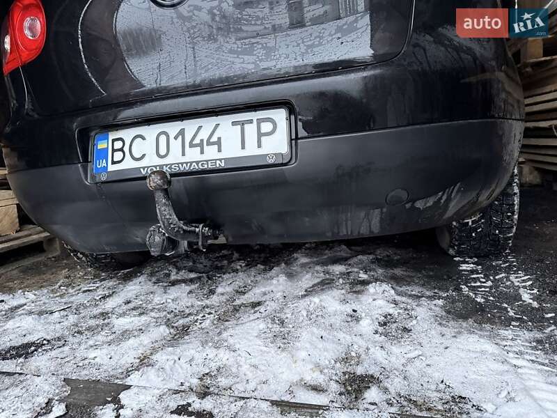 Хетчбек Volkswagen Golf 2007 в Золочеві