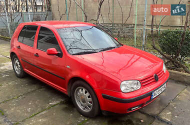 Хэтчбек Volkswagen Golf 1998 в Ужгороде