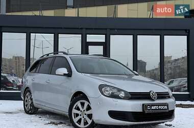Универсал Volkswagen Golf 2011 в Киеве