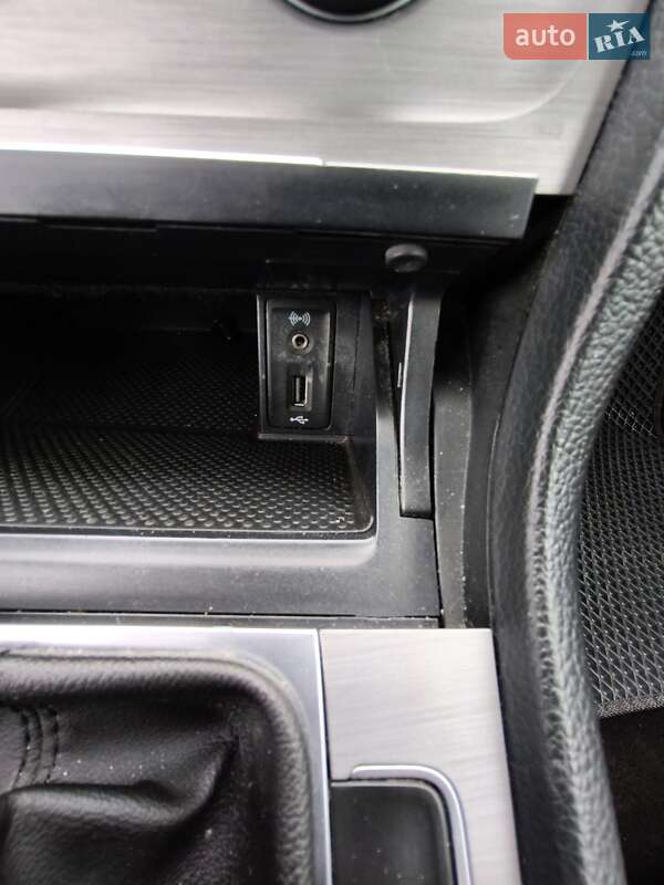 Універсал Volkswagen Golf 2014 в Львові