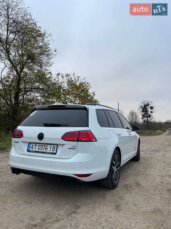 Универсал Volkswagen Golf 2015 в Львове