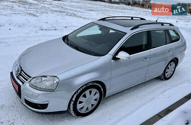 Универсал Volkswagen Golf 2007 в Ровно