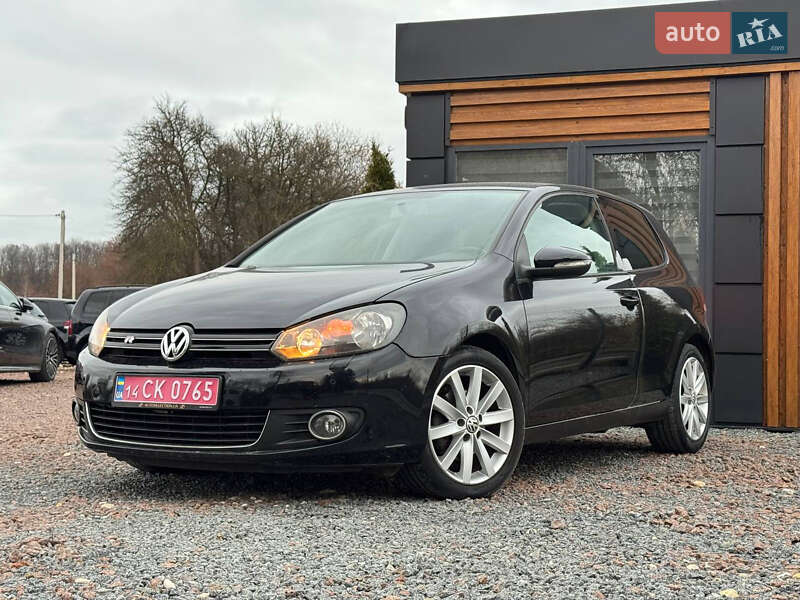 Хетчбек Volkswagen Golf 2010 в Дрогобичі