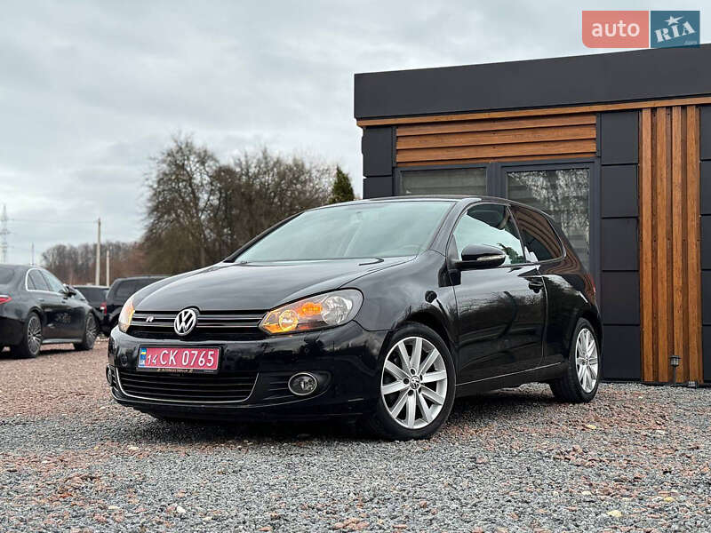 Хетчбек Volkswagen Golf 2010 в Дрогобичі